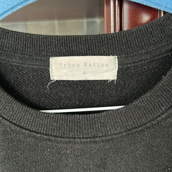 URBAN NATION 2/$25 cropped sweatshirt size medium - Picture 3 of 10